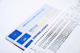 utrata-prawa-jazdy-na-trzy-miesiace-za-pol-godziny-bez-karty